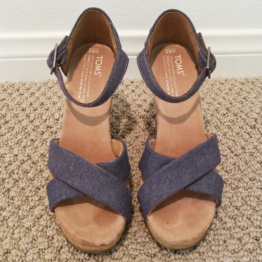 Chambray wedges